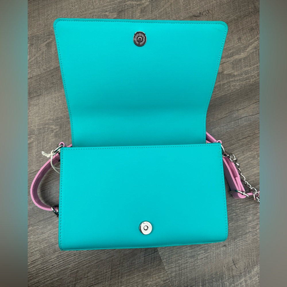 NWT Disney Loungefly A Goofy Movie Crossbody Purse - Picture 5 of 9